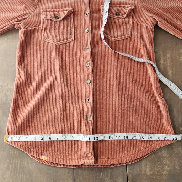 Black Bull Button Up Corduroy Flowy Top - Size Large - Picture 10 of 11